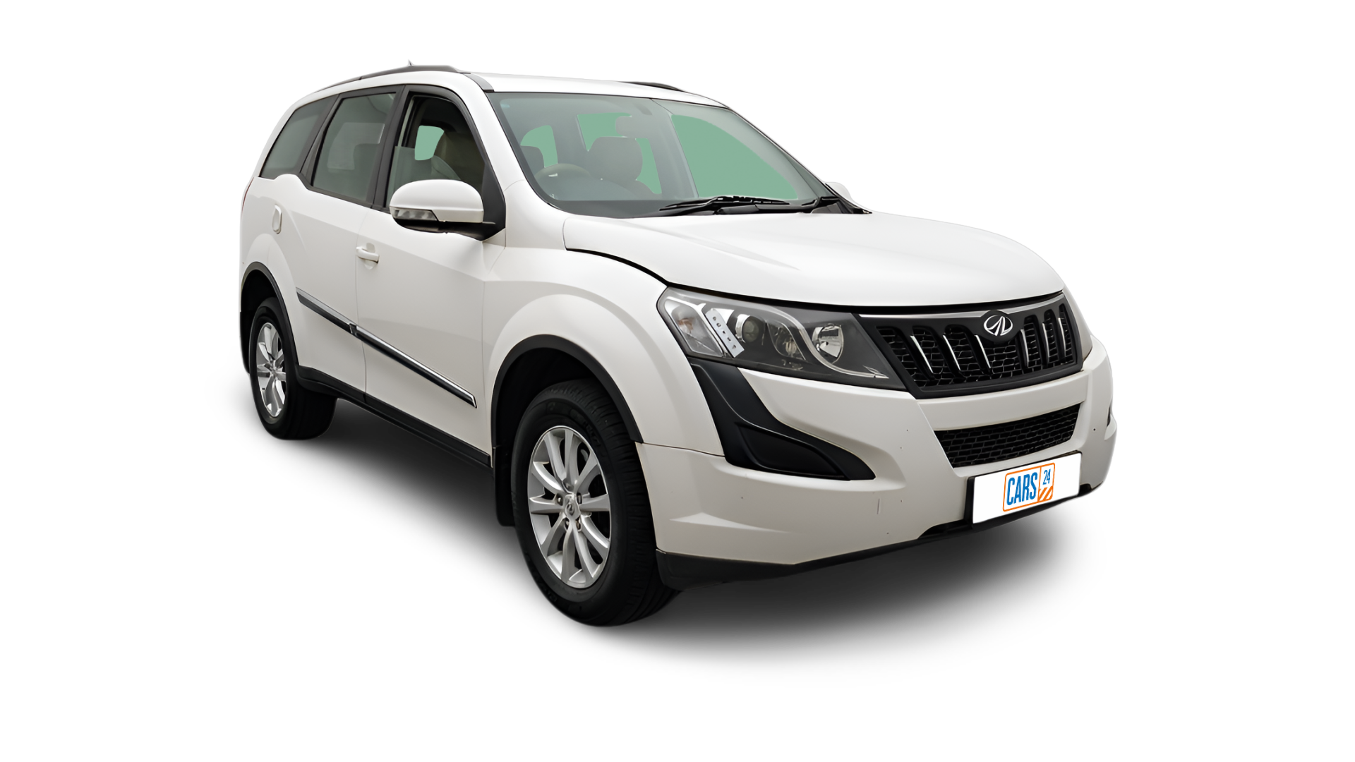 Mahindra XUV500-img